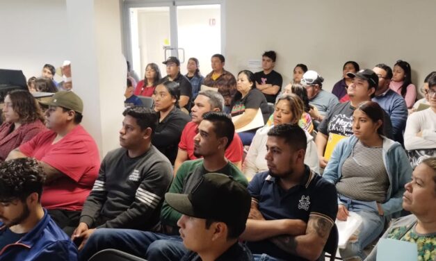 Continúan cursos de manejo higiénico de alimentos para vendedores en mercados populares