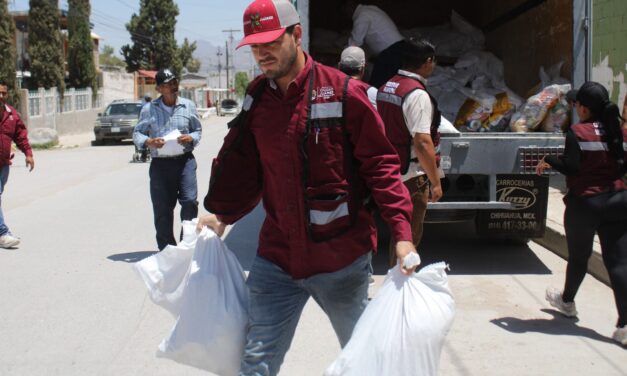 Entrega Desarrollo Social 900 despensas a familias en situación vulnerable