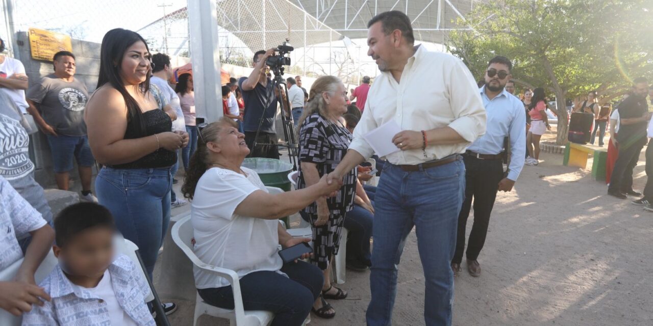 Entrega Cruz Pérez Cuéllar rehabilitación del parque El Encanto en Infonavit Salvárcar