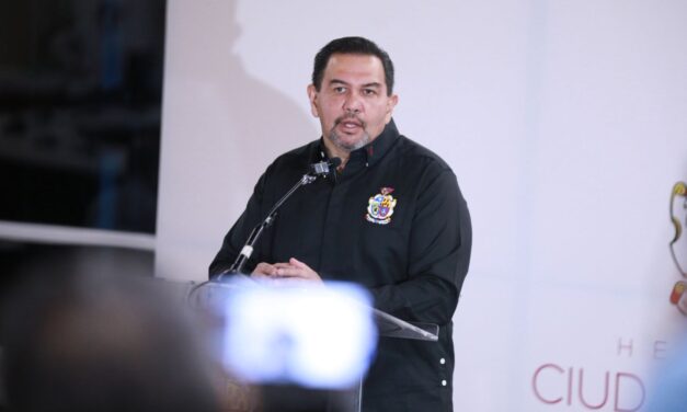 ¡Con máscara y sin pruebas! Cruz Pérez Cuéllar desenmascara guerra sucia desde la capital