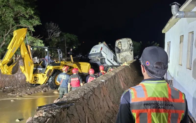 Activan Plan DN-III en Chihuahua capital tras intensas lluvias; Ejército Mexicano brinda apoyo a población afectada