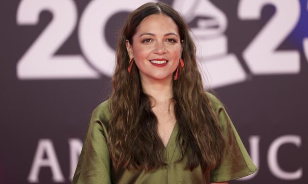 Natalia Lafourcade va a ser mamá