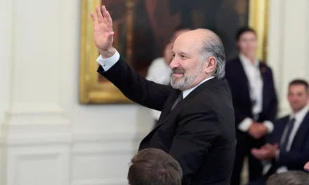 Trump podría renegociar el TMEC si regresa a la Casa Blanca, anticipa secretario de Comercio de EE.UU.