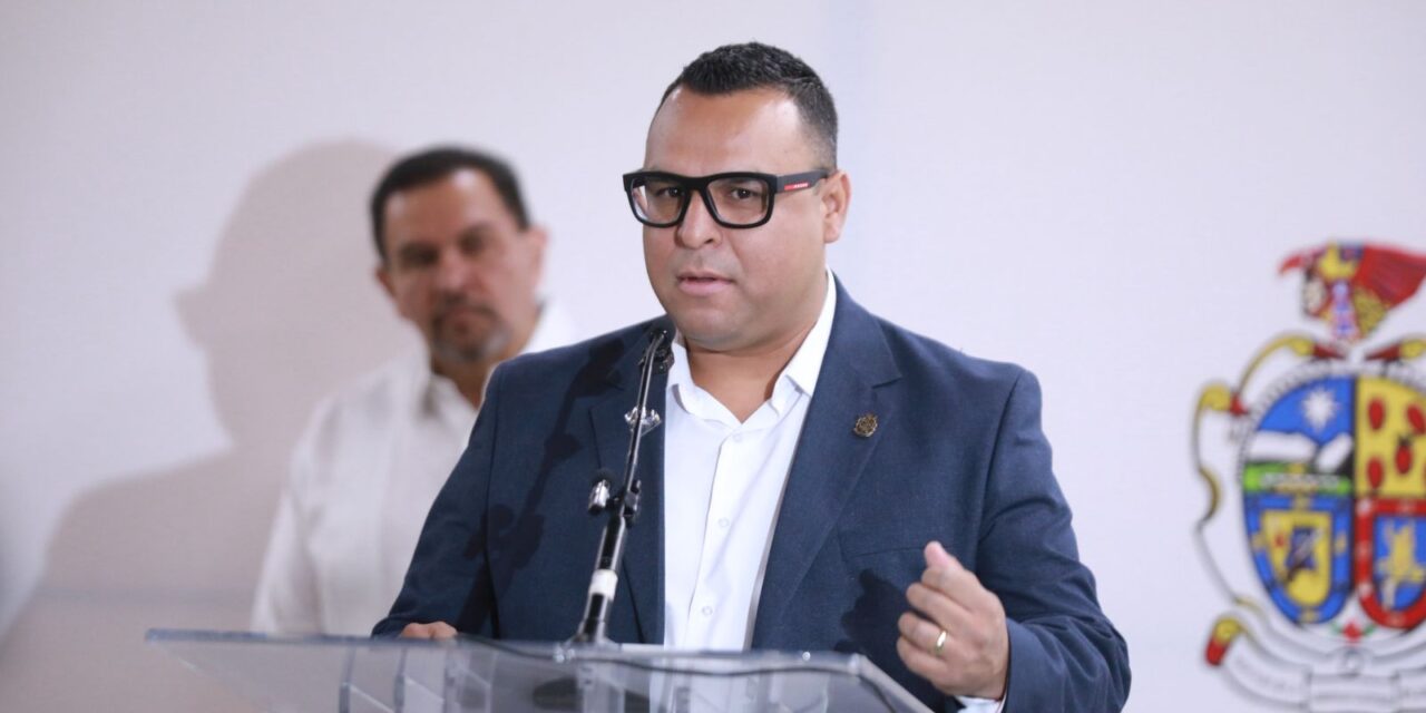 Dirección de Educación Municipal anuncia entrega de mochilas y loncheras a 178 mil alumnos