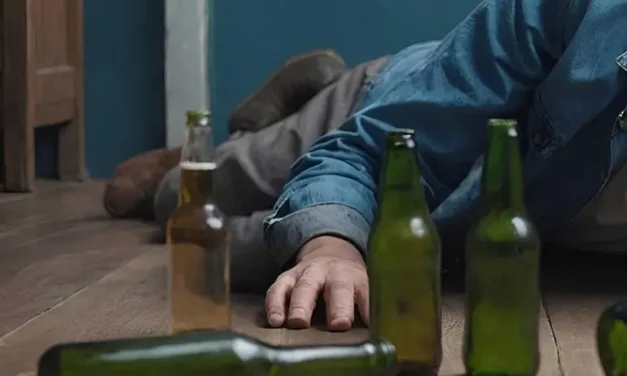 Alcohol y enfermedades hepáticas: la cuarta causa de muerte en México, alerta el INEGI