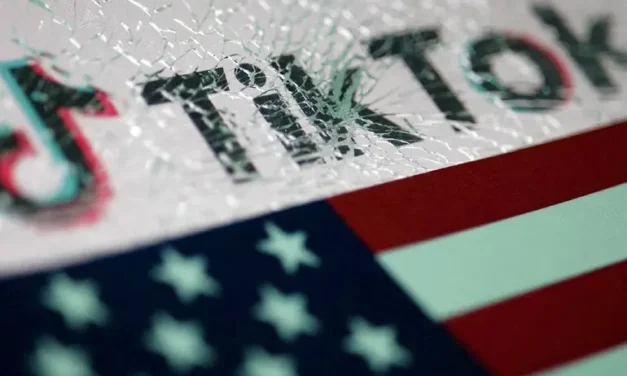 Trump anuncia acuerdo preliminar sobre TikTok y prorroga prohibición hasta diciembre