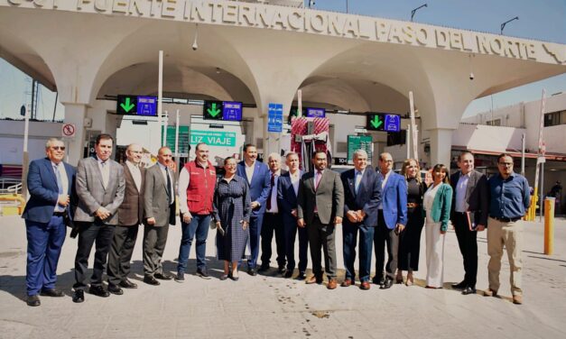 Visitan el alcalde y director del CECATI el Puente Internacional Paso del Norte