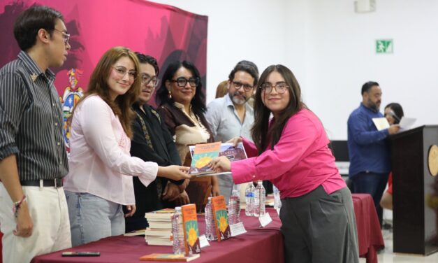 Presentan en Ciudad Juárez el libro Voces de Arena y Asfalto: Antología de las Juventudes Juarenses