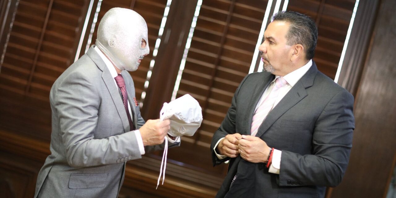 Visita Hijo del Santo al Presidente Municipal