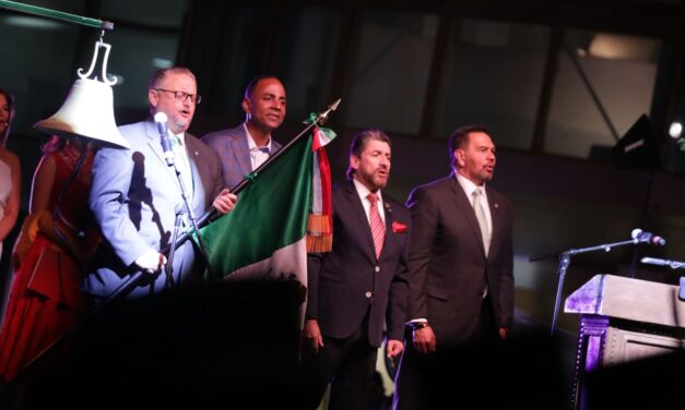 Celebran en El Paso el 215 aniversario de la Independencia de México con mensaje de unidad binacional