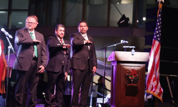 Celebran en El Paso el 215 aniversario de la Independencia de México con mensaje de unidad binacional