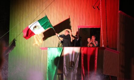 La Presidenta de México, los migrantes y el pueblo de Juárez, en los ¡VIVAS! del Presidente Municipal