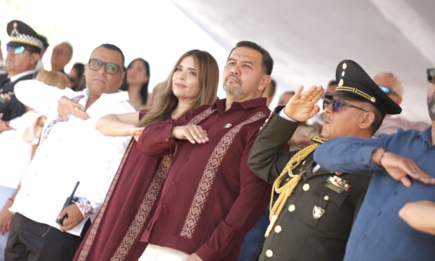 Con desfile, Ciudad Juárez conmemora el aniversario de la Independencia de México