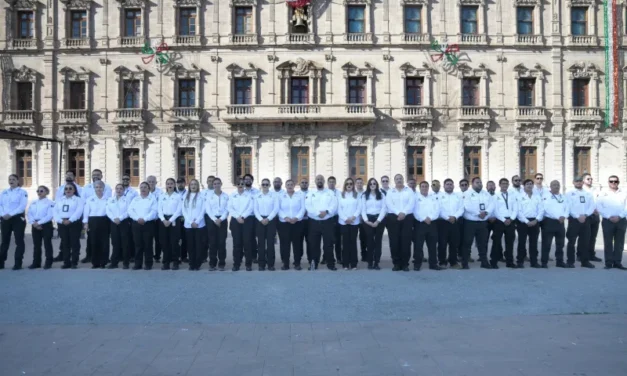 Conmemoran el Día Nacional de Protección Civil en la Plaza del Ángel