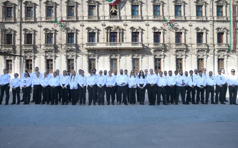 Conmemoran el Día Nacional de Protección Civil en la Plaza del Ángel