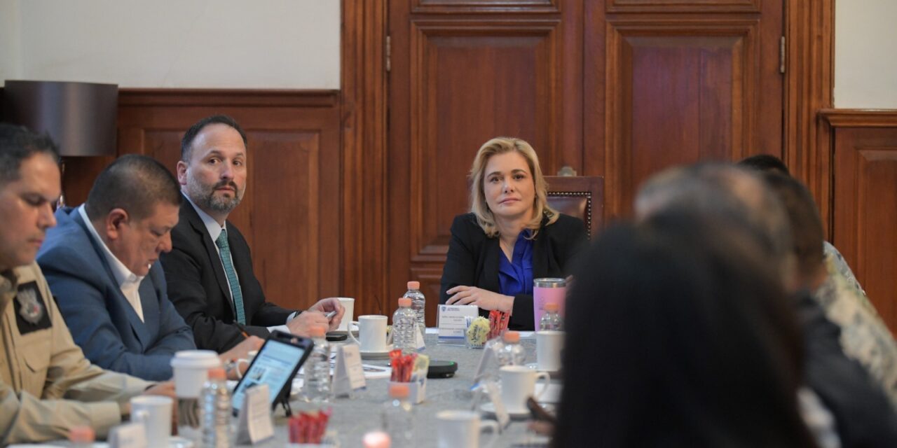 Maru Campos acuerda con Mesa de Seguridad la instalación de nuevas bases de operaciones en la entidad