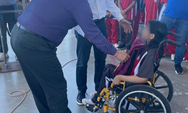 OMEJ concluye entrega de mochilas y loncheras en 13 escuelas del suroriente de Juárez