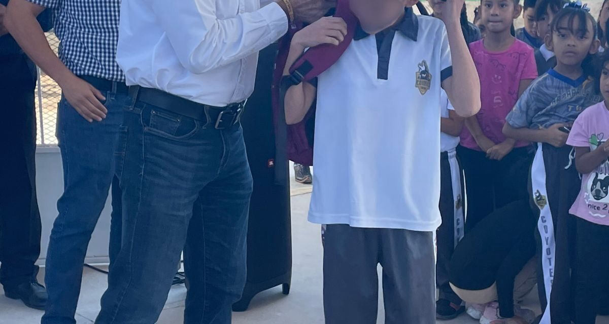 OMEJ concluye entrega de mochilas y loncheras en 13 escuelas del suroriente de Juárez
