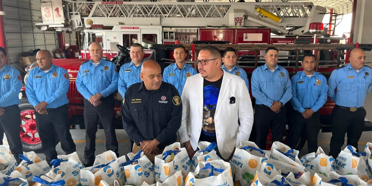 CANACO entrega despensas a Bomberos y Rescate en reconocimiento a su labor heroica