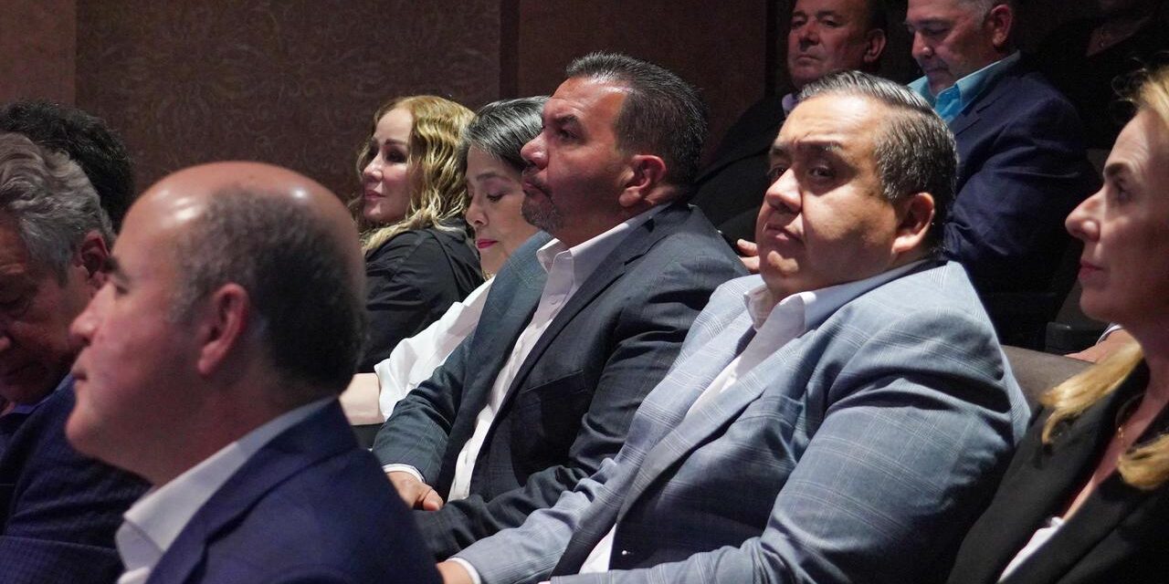 Participa Alcalde en presentación del Centro de Exposiciones y Convenciones