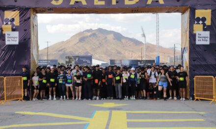 La UACJ corre unida por su 52 aniversario