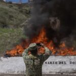 Escándalo en la FGR: destituyen a 10 funcionarios por sustituir cocaína con leche en polvo