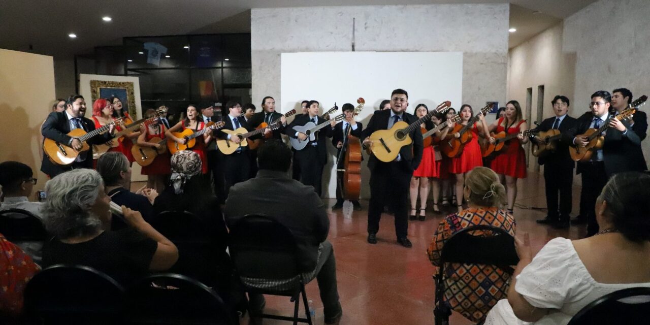 Participa UACJ en Encuentro de Rondallas en Casas Grandes