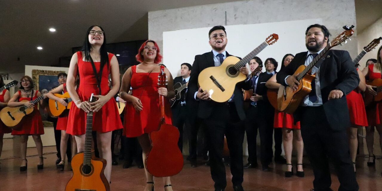 Participa UACJ en Encuentro de Rondallas en Casas Grandes