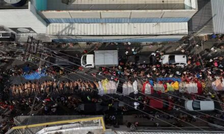 Sube a más de 100 el número de muertos tras enfrentamiento entre autoridades y cárteles en Brasil