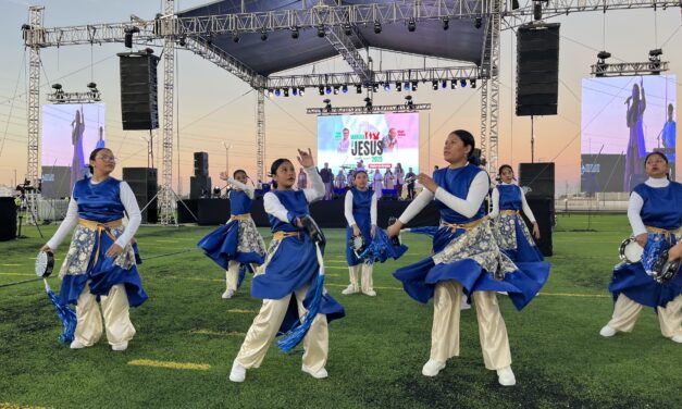 Miles de juarenses participan en la Marcha por Jesús; piden paz y bendiciones para la ciudad