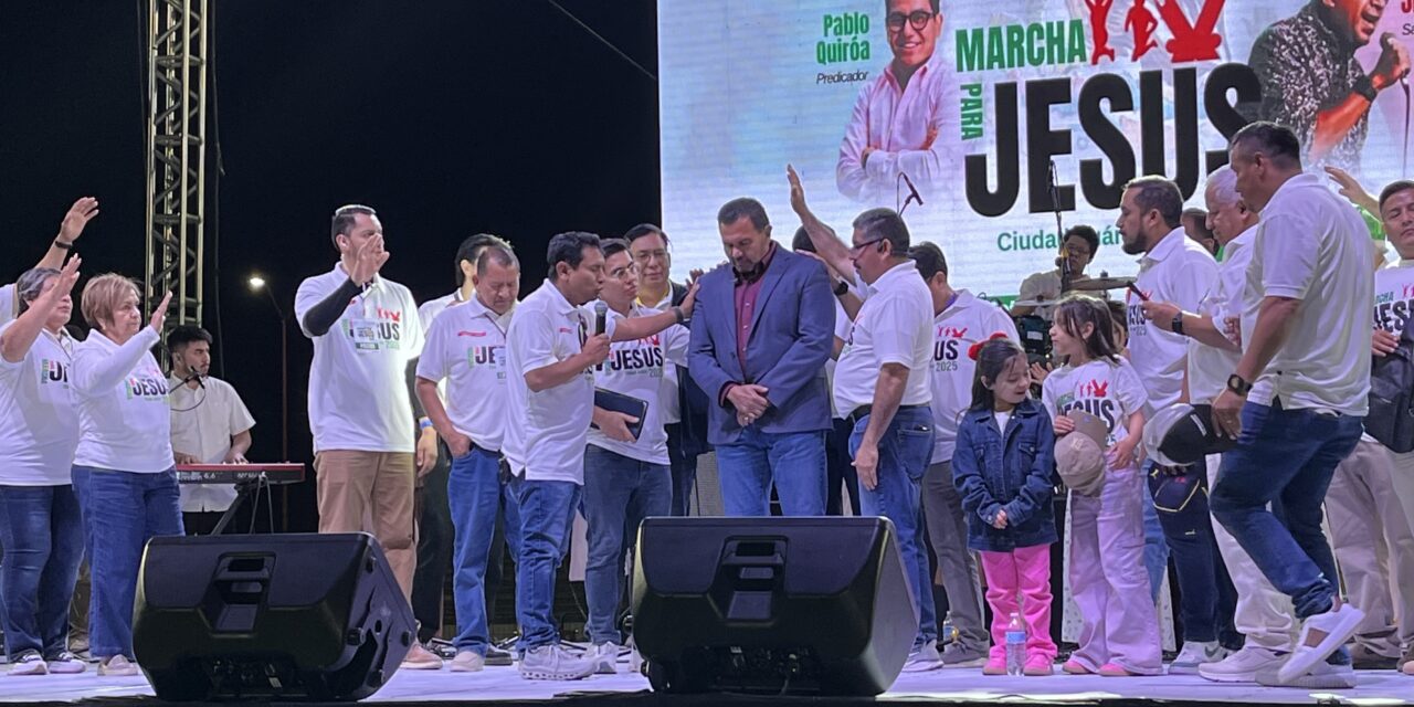 Miles de juarenses participan en la Marcha por Jesús; piden paz y bendiciones para la ciudad