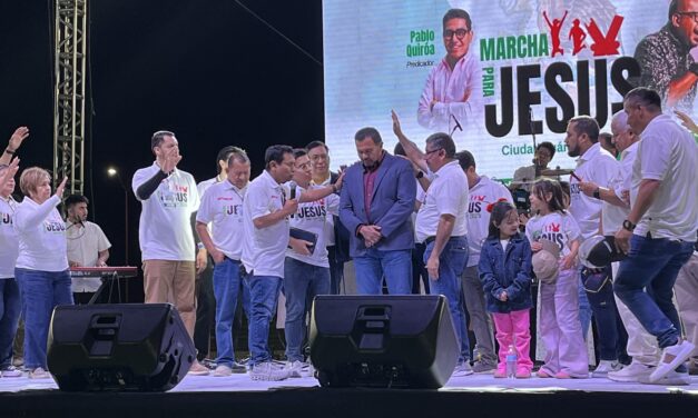 Miles de juarenses participan en la Marcha por Jesús; piden paz y bendiciones para la ciudad
