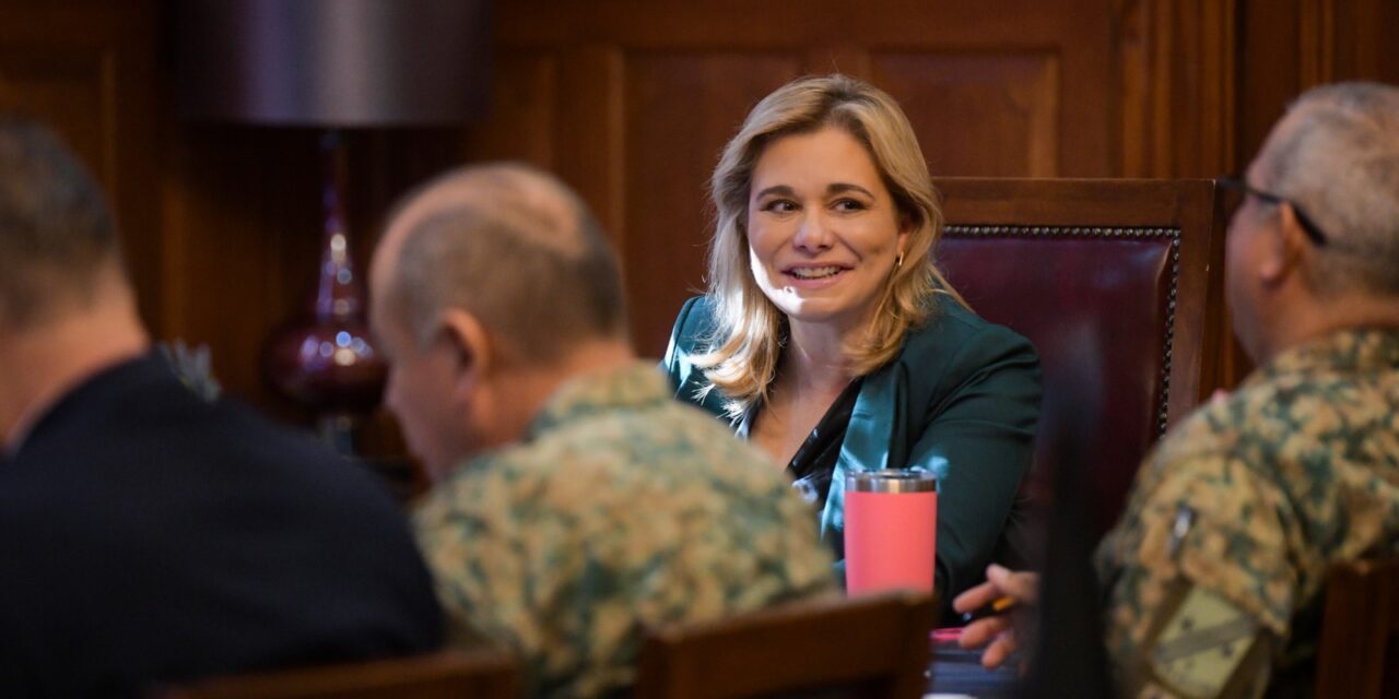 Maru Campos encabeza sesión de la Mesa de Seguridad