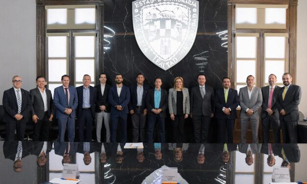 Maru Campos se reúne con líder nacional de Coparmex