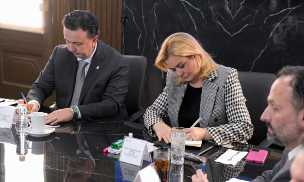 Maru Campos se reúne con líder nacional de Coparmex