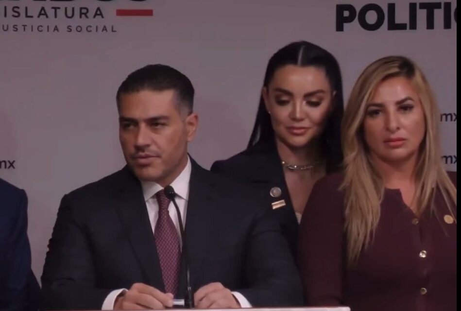 Diputadas pelean por estar cerca de Omar García Harfuch