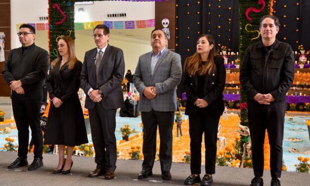 Gobierno del Estado rinde homenaje a Germán Valdés “Tin Tan” con altar de muertos en Pueblito Mexicano