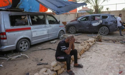 Israel suspende la ayuda a Gaza tras denuncias de violación de la tregua; lanza nuevos ataques
