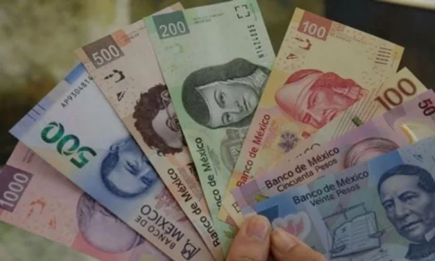 Bolsa Mexicana logra récord histórico en septiembre; peso y oro también brillan
