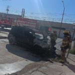 Controlan incendio vehicular en la colonia Partido Romero; no se registraron lesionados