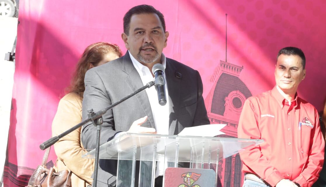 Entrega el Presidente Pérez Cuéllar obras de rehabilitación de varias escuelas