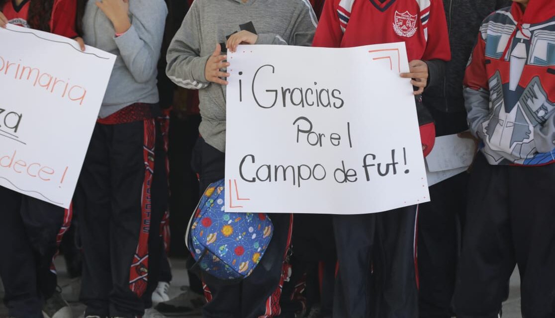 Entrega el Presidente Pérez Cuéllar obras de rehabilitación de varias escuelas