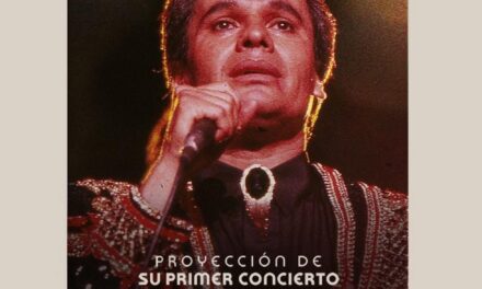 Invita el alcalde a concierto de Juan Gabriel en la Plaza de la Mexicanidad
