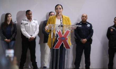 Presentan logística para la proyección del concierto de Juan Gabriel en la Plaza de la Mexicanidad