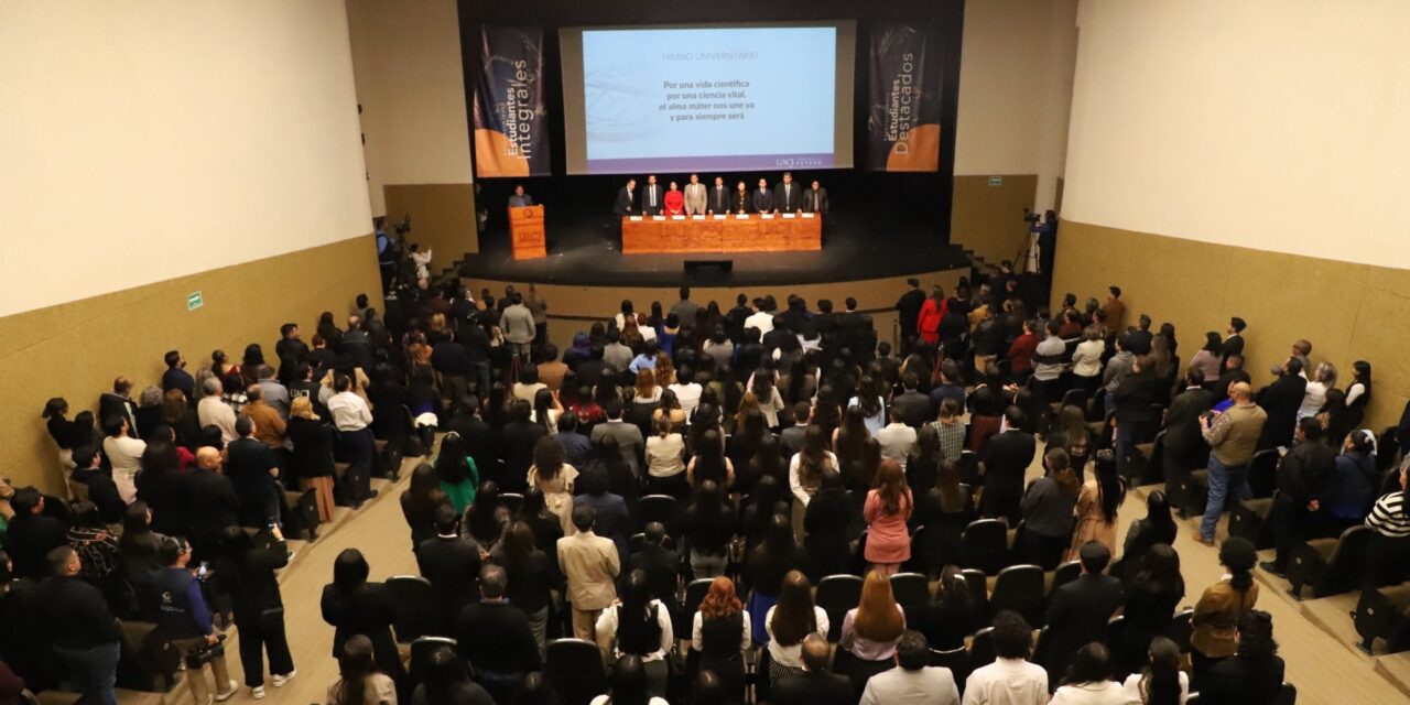 UACJ reconoce a estudiantes destacados e integrales del semestre enero-junio 2025