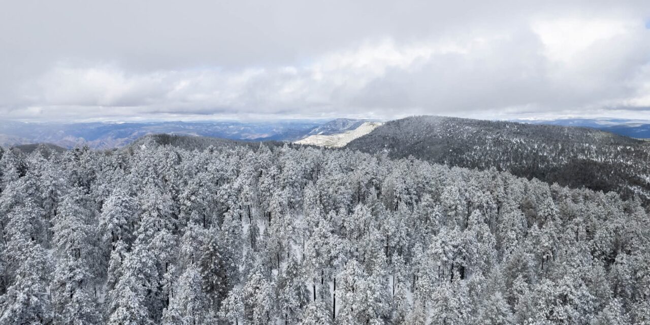 Emiten alerta por nevadas y fuerte descenso de temperatura en la Sierra de Chihuahua