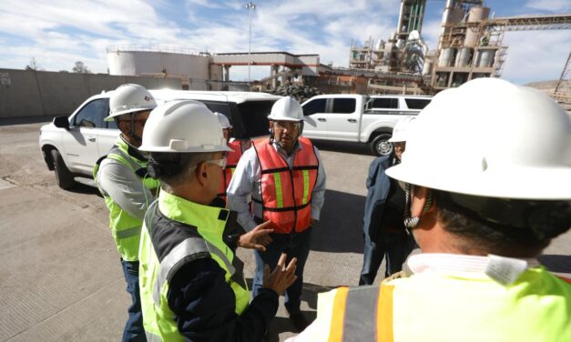 Se reúne alcalde con el Consejo Directivo de GCC Samalayuca