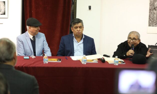 Presentan libro de “El Jefazo”; alcalde destaca trayectoria y valentía de Alfredo “Pillo” Hernández