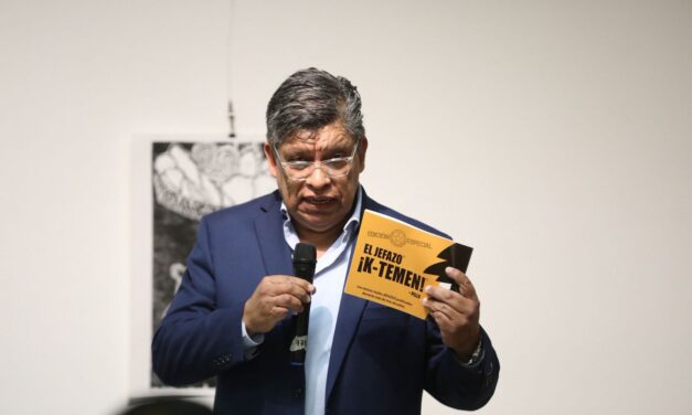 Presentan libro de “El Jefazo”; alcalde destaca trayectoria y valentía de Alfredo “Pillo” Hernández