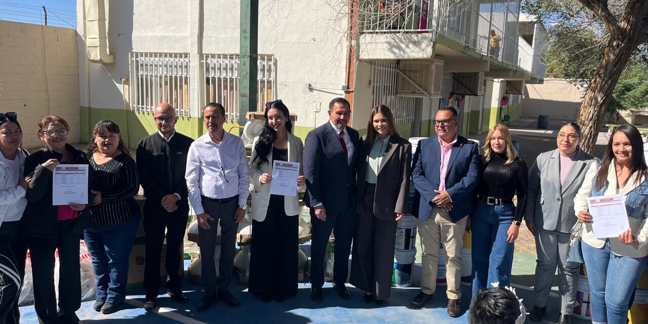 Los niños y jóvenes son el futuro de Juárez”: Pérez Cuéllar entrega materiales escolares y llama a seguir invirtiendo en educación